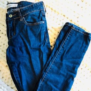 Abercrombie & Fitch Skinny Jeans